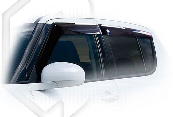 картинка Дефлекторы окон для Suzuki Swift III (2004 - 2011) Хэтчбек 5 дверей (Накладные) от магазина CarAutoStudio.ru
