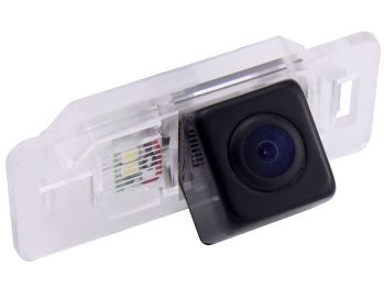 картинка Камера заднего вида для BMW X3 (E83 / F25 ) с динамической разметкой от магазина CarAutoStudio.ru